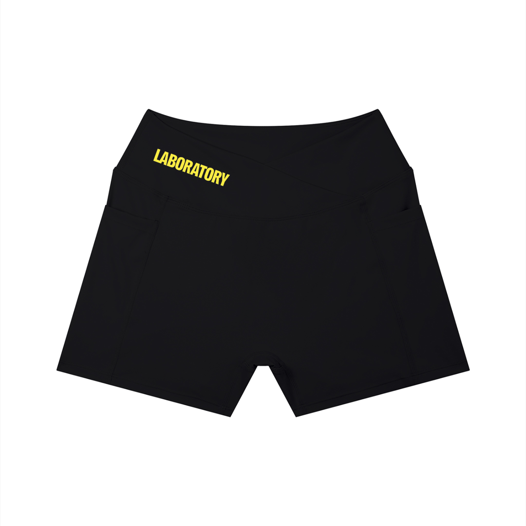 LABORATORY Women’s Pocket Yoga Shorts - GLD